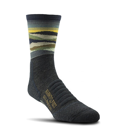 Farm to Feet Unisex American Trail Max Patch Light Targeted Cushion 3/4 Crew Hiking Socks Charcoal - 9797-015
