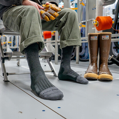 Darn Tough Vermont Stanley K Boot Socks for Men, Gravel, Large - Work Boot Socks, Lightweight with Cushion Men's