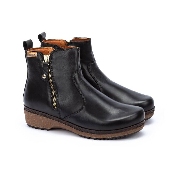 Pikolinos Women's Granada Boot Black - W0W-8988-000