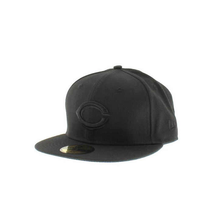 New Era Cincinnati Reds 59FIFTY Black on Black Fitted Hat